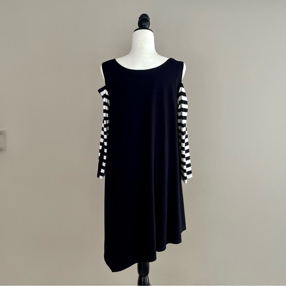 Olars Ulla Sweden cold shoulder shirt - Picture 3 of 9